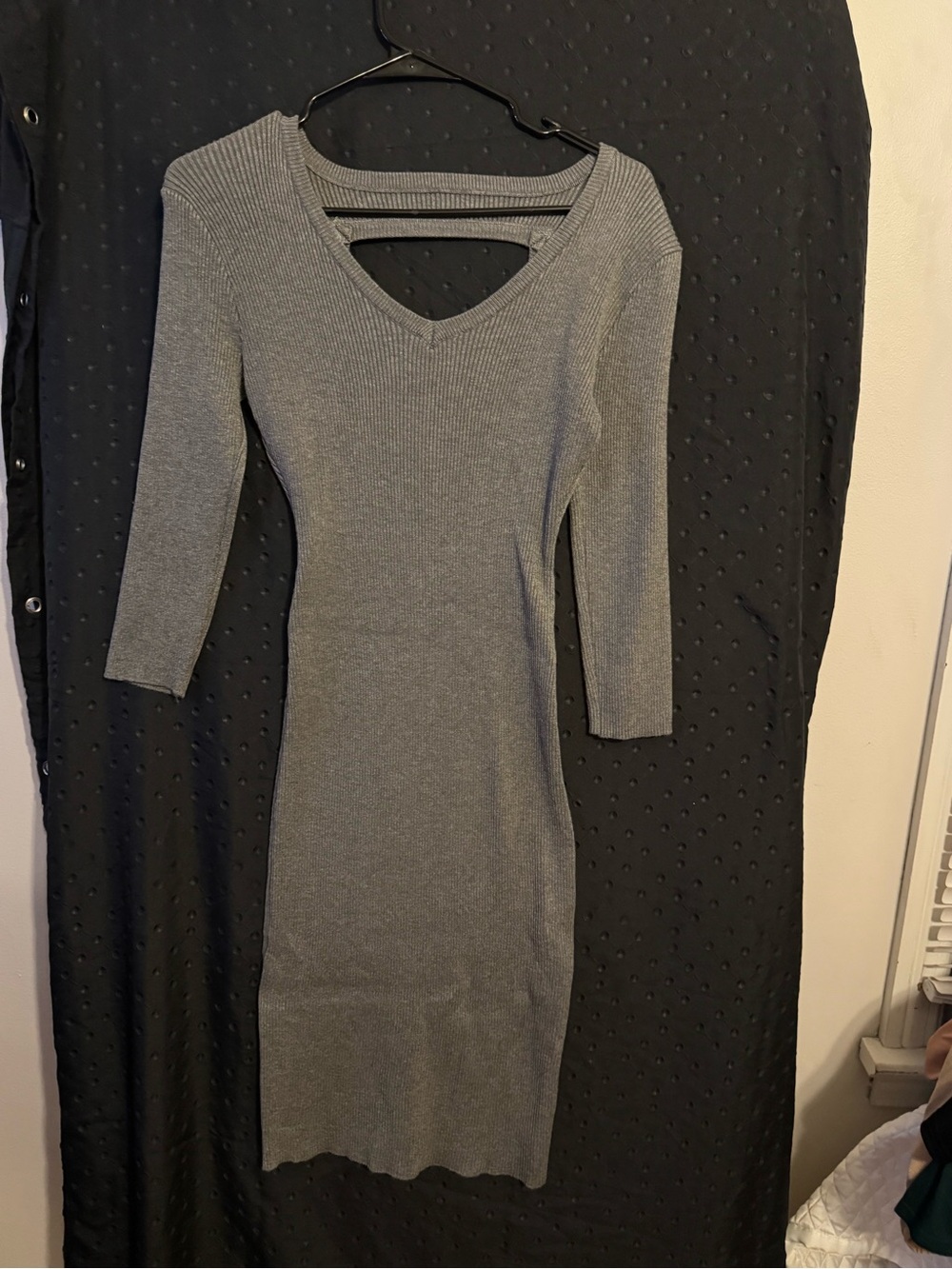 No Boundaries Gray Ribbed V-Neck Long Sleeve Bodycon Dress